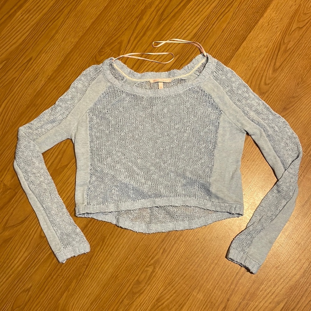 Victoria’s Secret Knit Lightweight sweater Women’s Sz XS Baby Blue